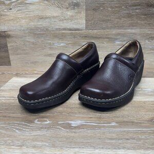 Born Concept Brown Leather Wedge Clog Women's Size 9